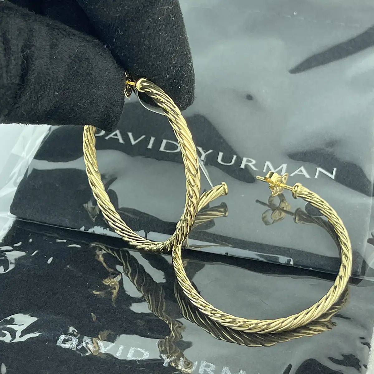  Cablespira Hoop Earrings In 18K Yellow Gold, 1.5 Inch — image 4