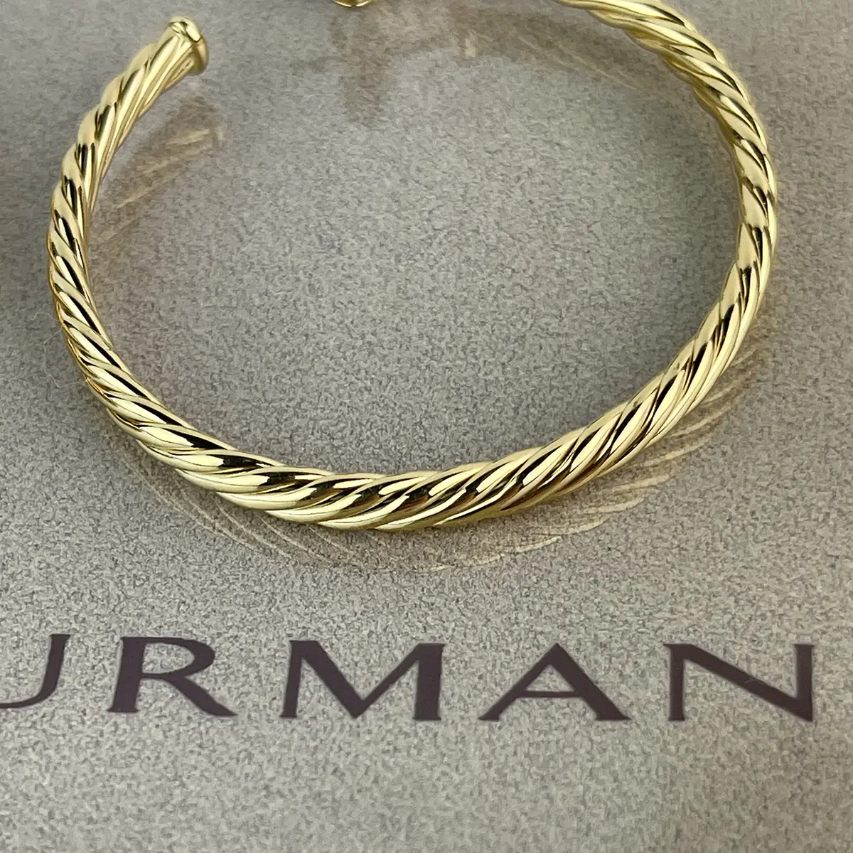  Cablespira Hoop Earrings In 18K Yellow Gold, 1.5 Inch — image 5