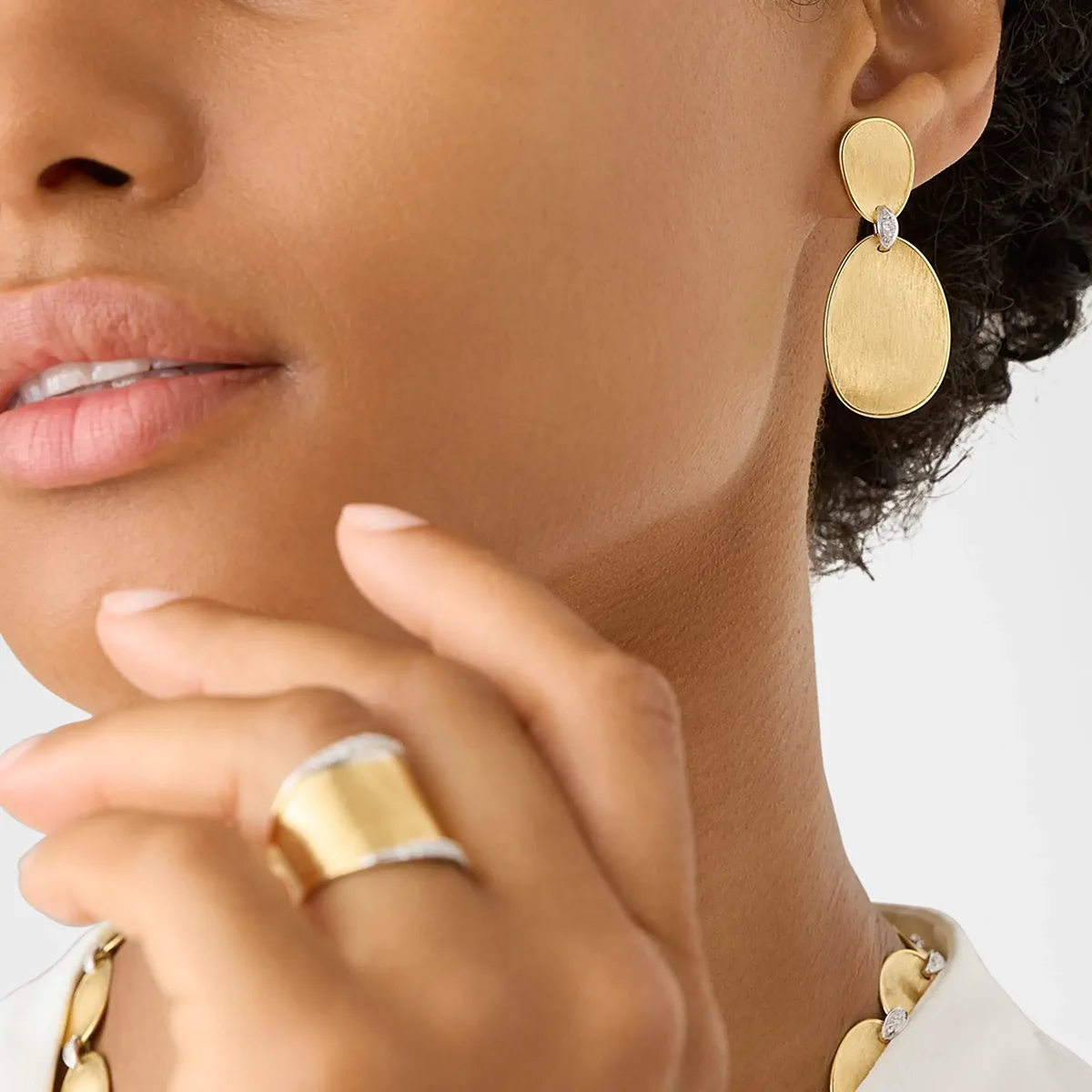 18K Gold Lunaria Diamond Textured Disc Double Drop Earrings — image 3