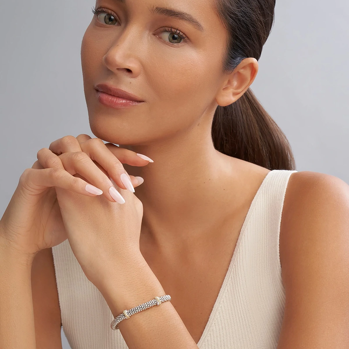 Double X Caviar Diamond Bracelet 6mm — image 3