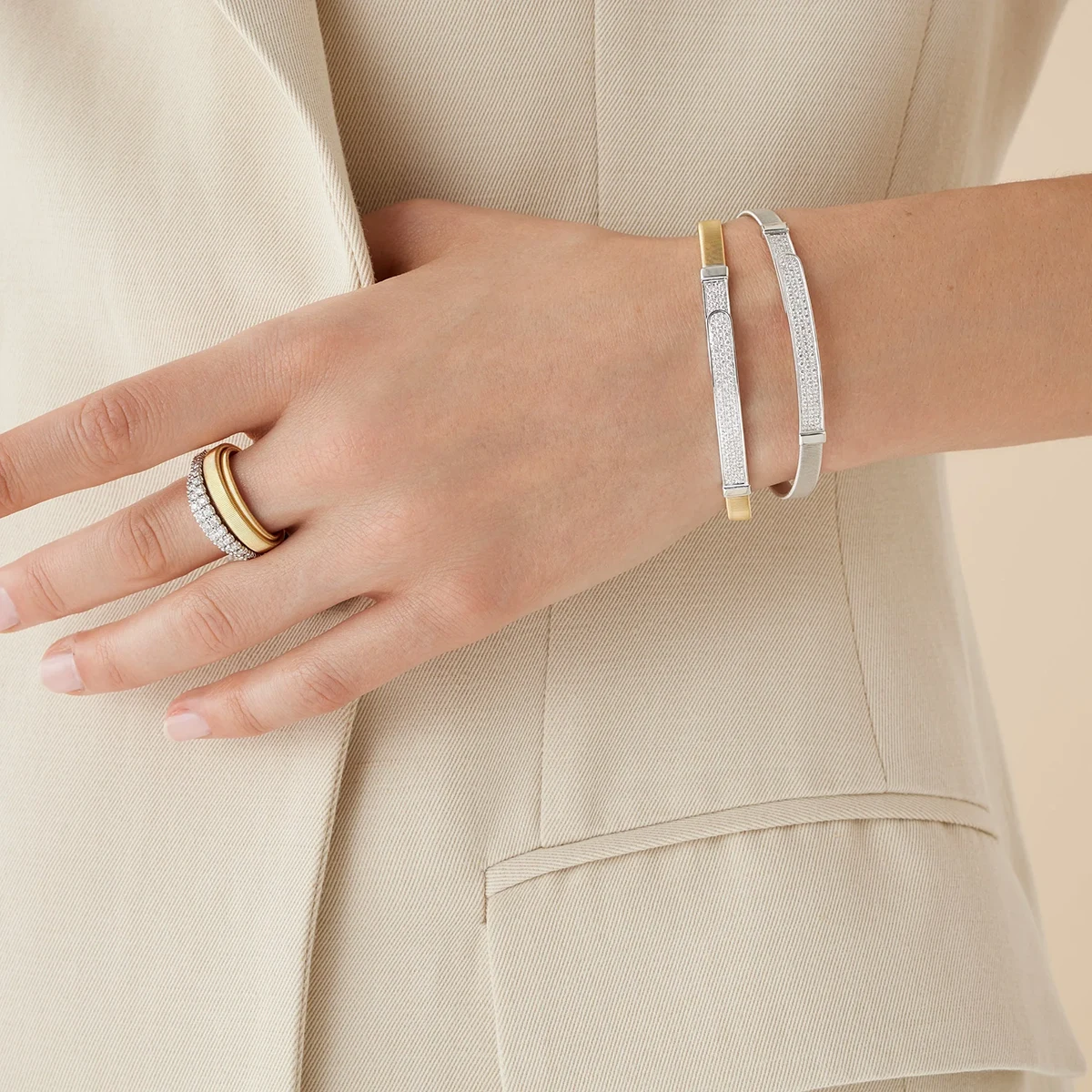 18K Yellow & White Gold Masai Diamond Pavé Coil Thin Bangle Bracelet — image 3