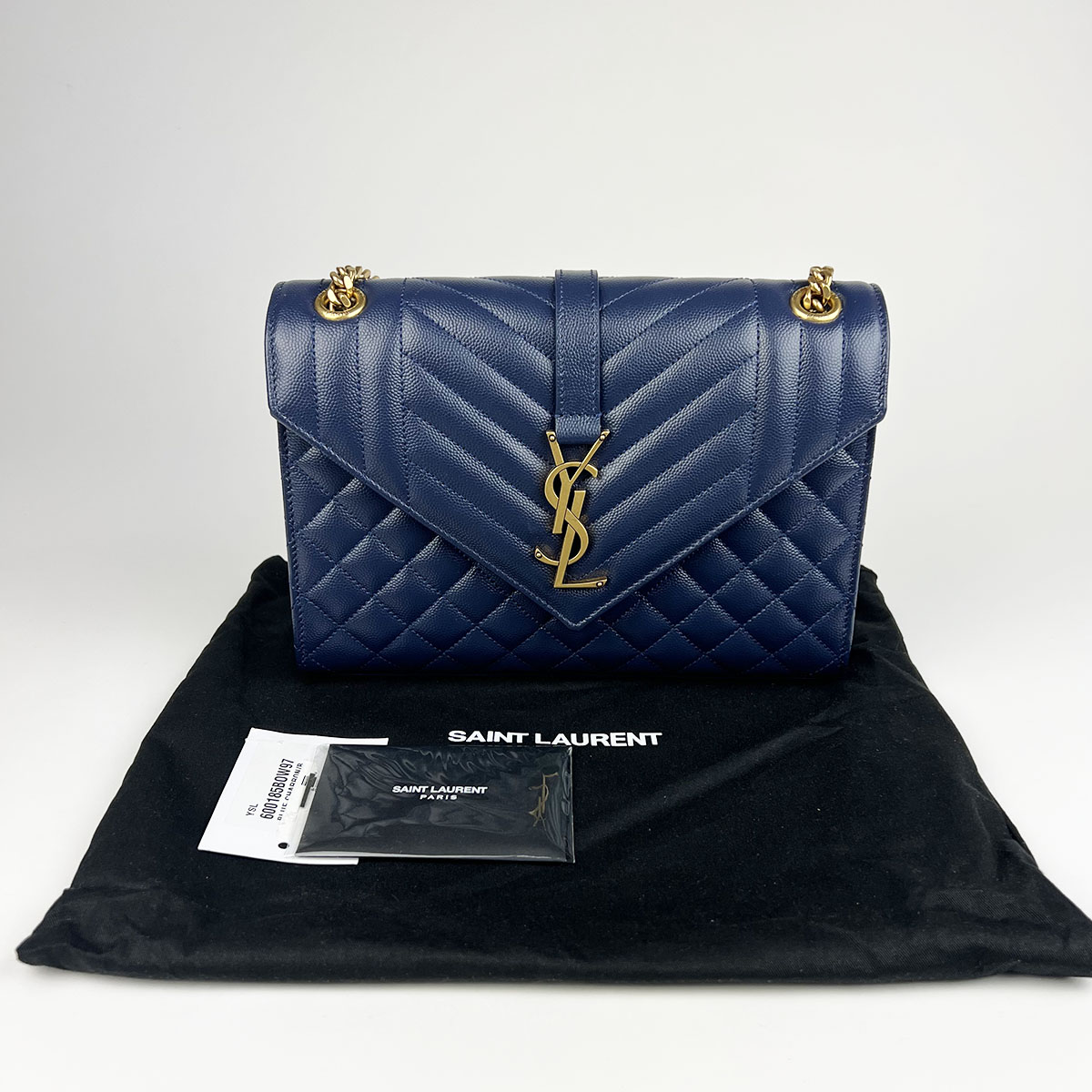 Blue Envelope Triquilt Medium — image 8