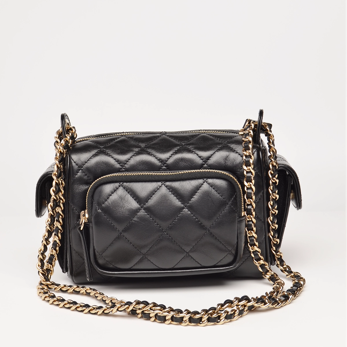 Shiny Crumpled Small Lambskin And Gold Black Camera Case Bag — image 4