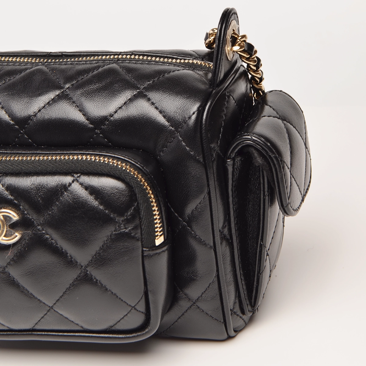 Shiny Crumpled Small Lambskin And Gold Black Camera Case Bag — image 11