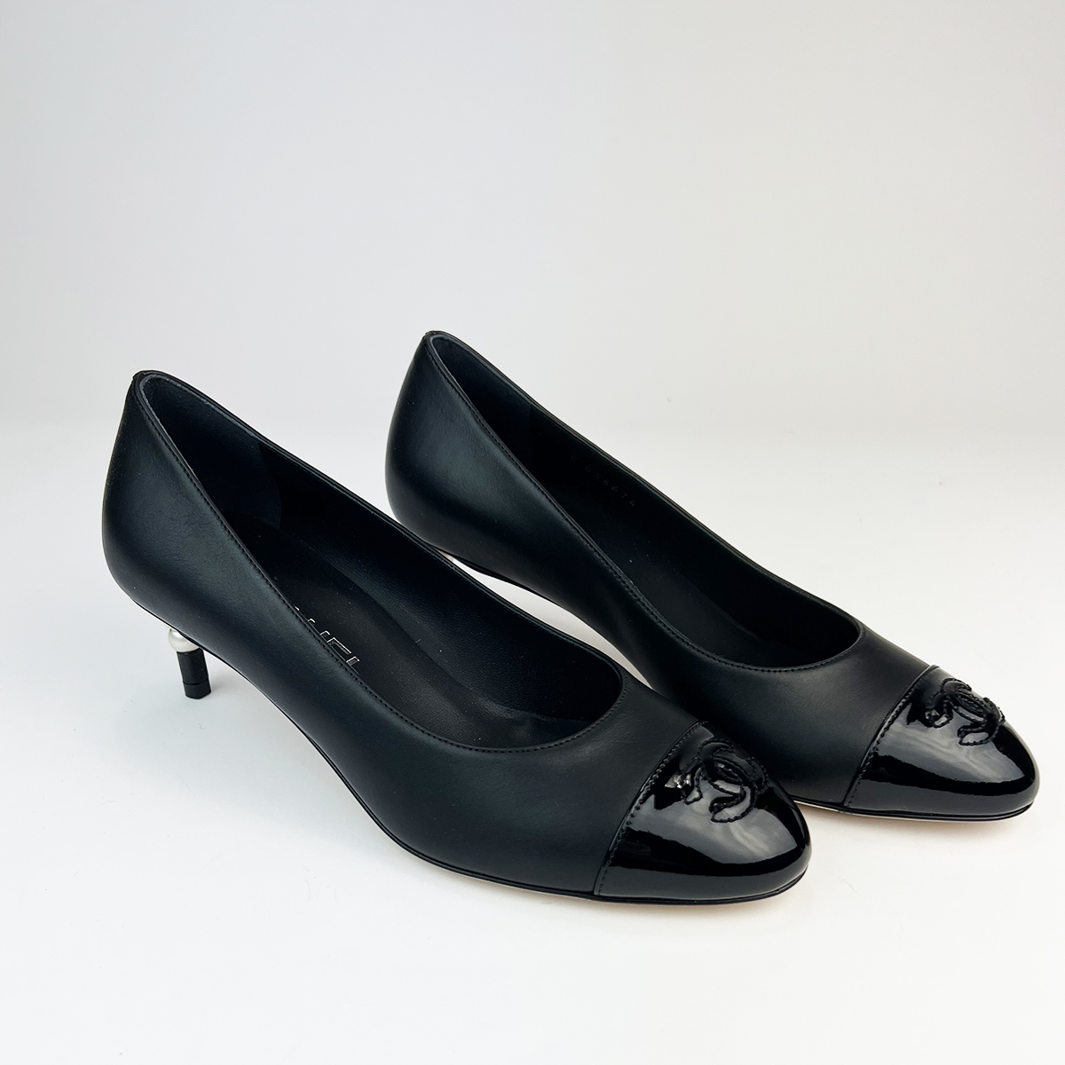 Black 21p Pumps With Pearls 36 — image 4