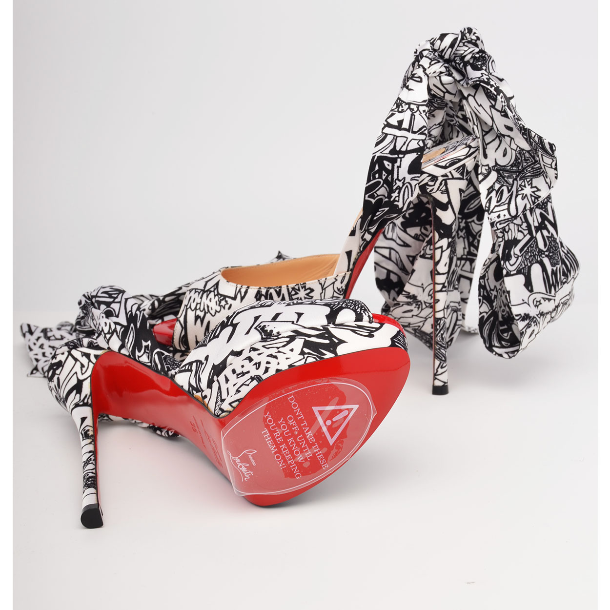 Fabric Jersey Vamp Graffiti Peep Toe Platform Sandals Size 35 — image 5