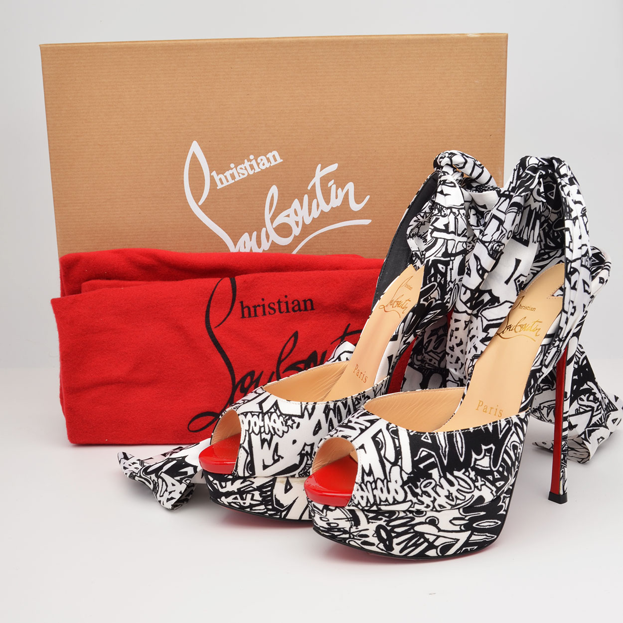 Fabric Jersey Vamp Graffiti Peep Toe Platform Sandals Size 35 — image 8
